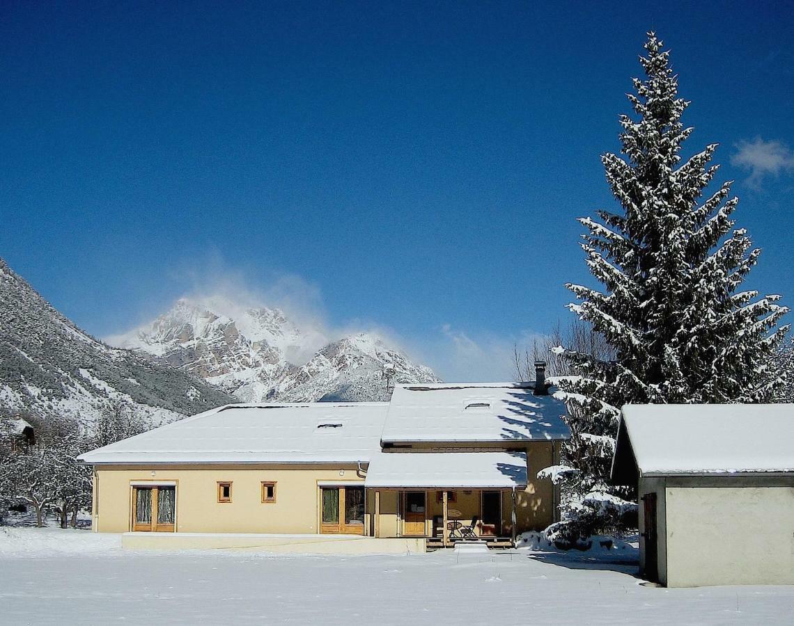 Chambres d'Hôtes la Pierre d'Oran L'Argentiere-la-Bessee Exterior foto